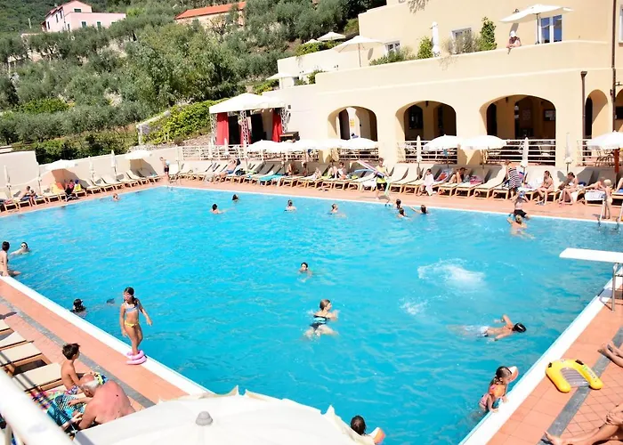 Il Villaggio Di GiueleAlbergo